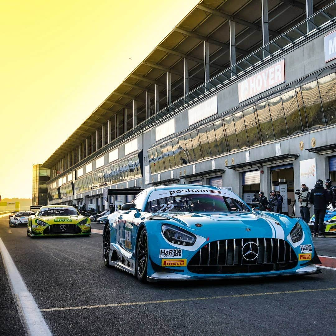 Mercedes AMGのインスタグラム