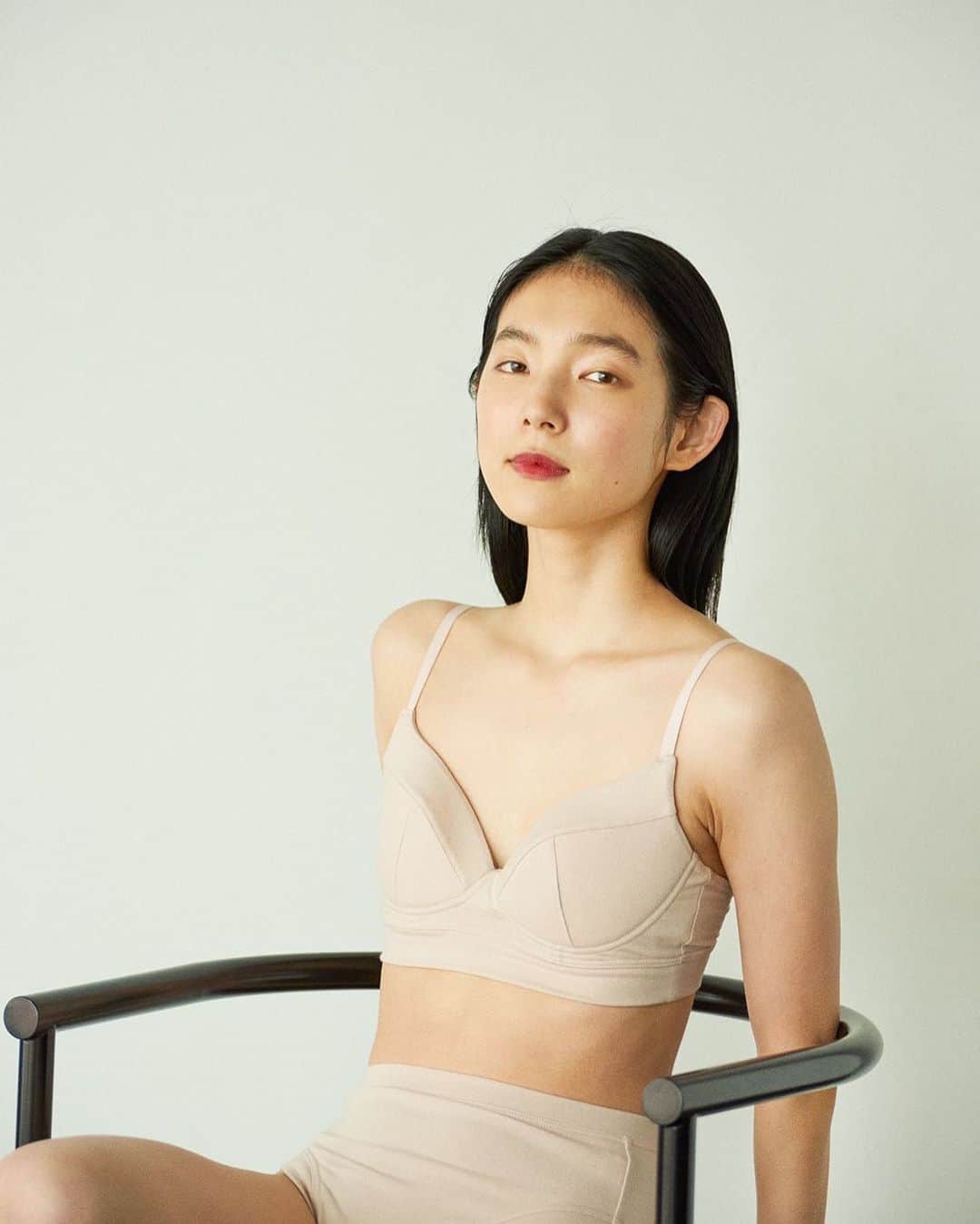 EMILY WEEKのインスタグラム