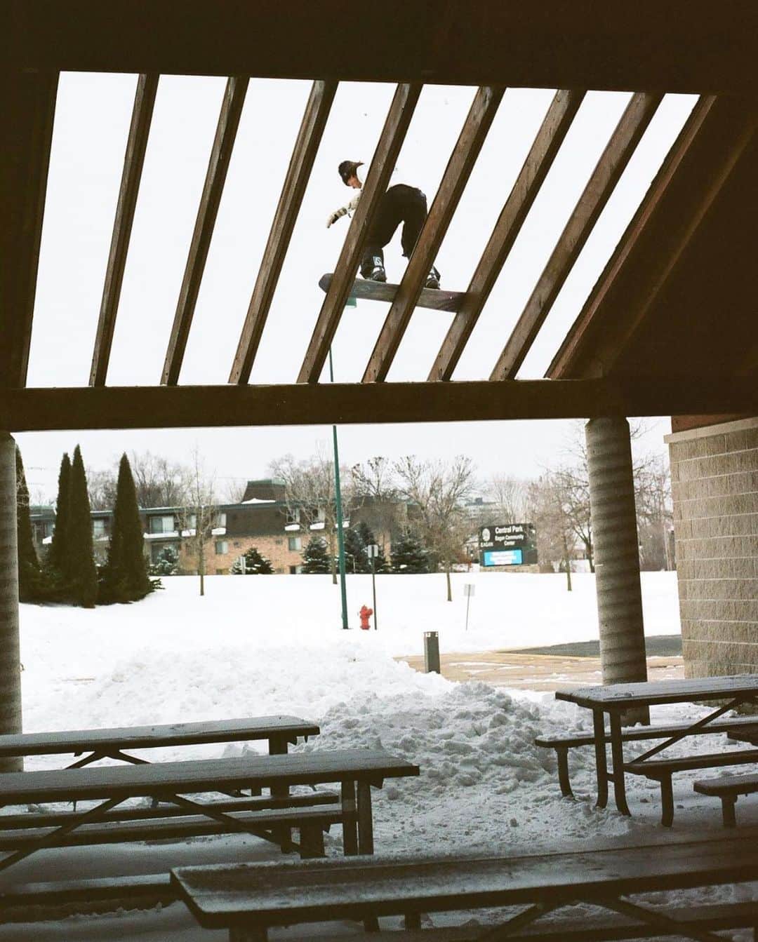Stanceのインスタグラム：「Always looking at the upside ❄️... @jill_perkins  #punksandpoets」