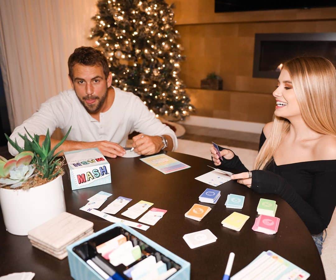 ニック・ビオールのインスタグラム：「The only game @demi_not_lovato and I like to play with each other is....MASH! Watch us play together tomorrow night (Nov 10) at 10PM EST/7PM PST on IG Live...you don't want to miss this. @themashgame @spinmastergames #ad」