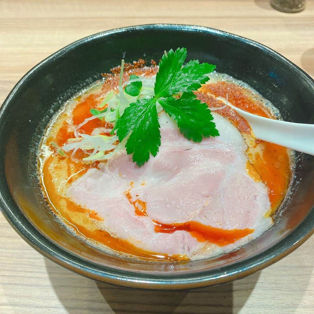 金巻ともこのグルメインスタ