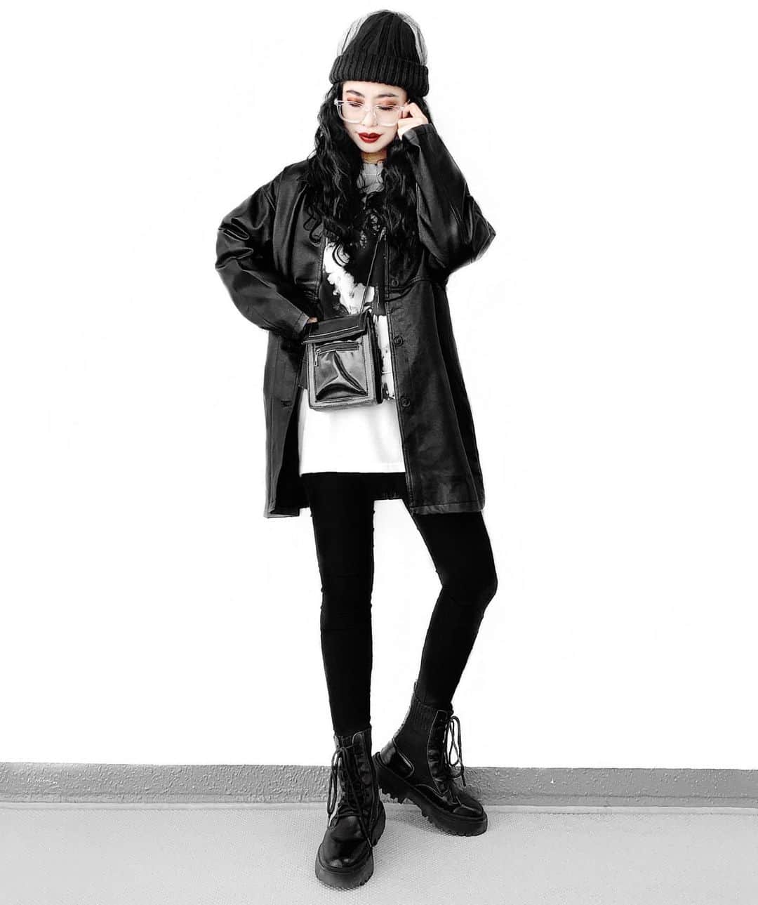lve_xxxxのインスタグラム：「.﻿ .﻿ 早速ﾀｲﾀﾞｲ着た✌️﻿ ほぼ見えてないけど😂﻿ ﻿ @zara ﻿ ﻿ ﾊｲｳｴｽﾄと合わせても良いし﻿ ﾚｲﾔｰﾄﾞしても良いし買って良かった💯﻿ ﻿ ﻿ ｺｰﾃﾞｱｲﾃﾑ詳細は﻿ WEARをご覧くださいませ。﻿ ﻿ WEAR ： lvexxxx ﻿ 💻 https://wear.jp/sp/lvexxxx/﻿ ﻿ －－－－－－－－－－－－－－－－－－﻿ ﻿ 📢ｺﾒﾝﾄ頂ける際は、﻿ 最新投稿にお願い致します。﻿ ﻿ 過去投稿に頂いた際、気がつかない事もあり﻿ お返事致しかねる場合が御座います🙇‍♀ ️﻿ ﻿」