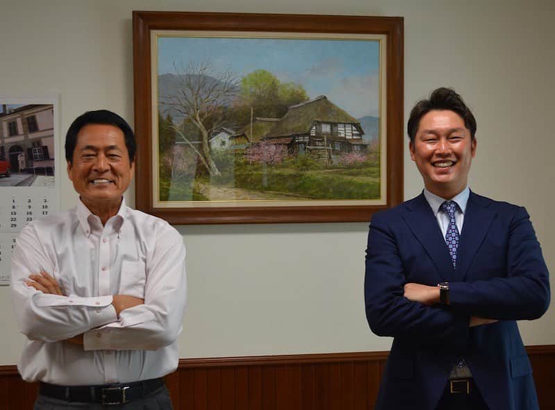新井貴浩のインスタグラム：「中畑清さんと対談をさせていただきました！ ありがとうございました！！  https://sports.yahoo.co.jp/m/column/detail/202011050004-spnavi ※プロフィール欄のURLからも記事が見れます。  #中畑清さん #駒澤大学 #野球部 #尊敬 #感謝 #スポーツナビ #対談  #新井貴浩」