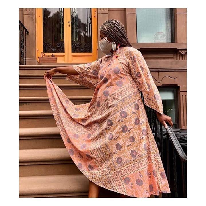 マッタのインスタグラム：「Repost from @driggsmercantile in our Manasi Booj Dress. ✨💛✨」