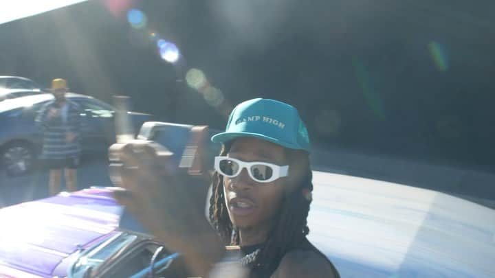 ウィズ・カリファのインスタグラム：「Make sure you Taylors  watch the new DayToday」