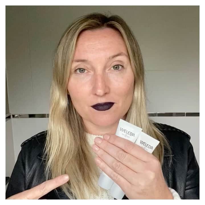 JO BAKERのインスタグラム：「N E W • N E W • D E W 🌵 Ever dreamed of that dewy beaming hydrated skin ....always on trend with us makeup artists? Always requested by our clients ....now it’s easy to create at home!! Watch me (see last post) put @weleda_usa NEW #sheerhydration line through its paces with 3 of my fav foundations ...see how it blends, primes and melts into my skin!! #primetime #pricklypear #lightweight #dewyskin #weledapartner #sheerhydration #jobakermakeupartist #weledaskin #makeupartistapproved #🌵 #prepandprime #skinprep #🙌🏻 #makeuptutorial」