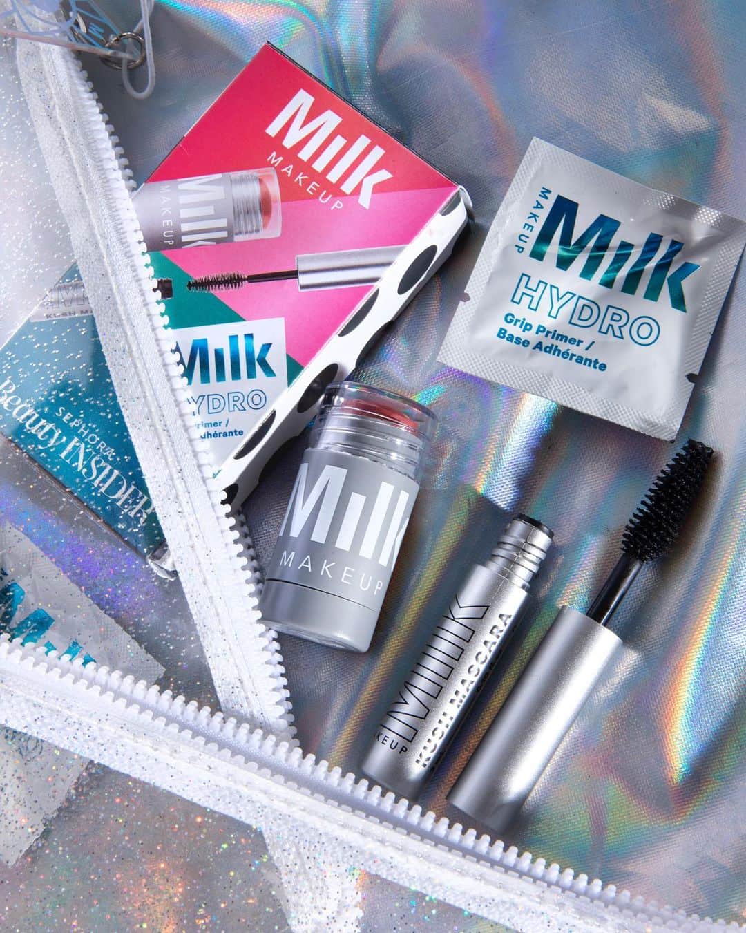 Milk Makeupさんのインスタグラム写真 - (Milk MakeupInstagram)「TAG A FRIEND WITH A NOVEMBER BIRTHDAY👇🏻Scorpios + Sags, it's almost ur last chance to get the clean + vegan MMU 2020 Birthday Gift @ Sephora! ♏️🎂♐️ Beauty Insider members can pick it up for free.99 during their birthday month in @sephora stores + on sephora.com 🎂 (pro tip: they're also having their holiday sale rn and today's the last day! 👀) - what's inside the box?! 🎁Mini Lip + Cheek in Werk 🎁KUSH High Volume Mascara Deluxe Sample 🎁Hydro Grip Primer Packette」11月10日 2時03分 - milkmakeup