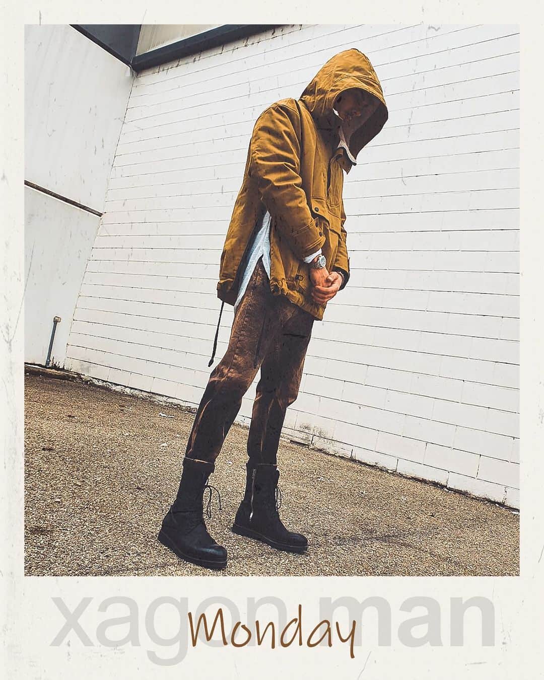 のインスタグラム：「🟠 Inizia la settimana con stile e raccontane ogni singolo istante. Noi saremo al tuo fianco. . . . . . #xagonman #xagonmanclothing #man #clothes #fashion #style #november #monday #autumn #polaroid #photo #vintage #madeinitaly #bologna #2020」