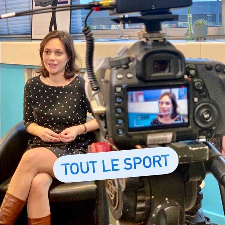 ナタリー・ペシャラさんのインスタグラム写真 - (ナタリー・ペシャラInstagram)「Ce soir, à 20h45, dans Tout Le Sport, sur France 3, sujet sur mon livre “les bénéfices du doute” - l’occasion de se replonger quelques années en arrière ⛸」11月10日 2時39分 - nathaliepechalat