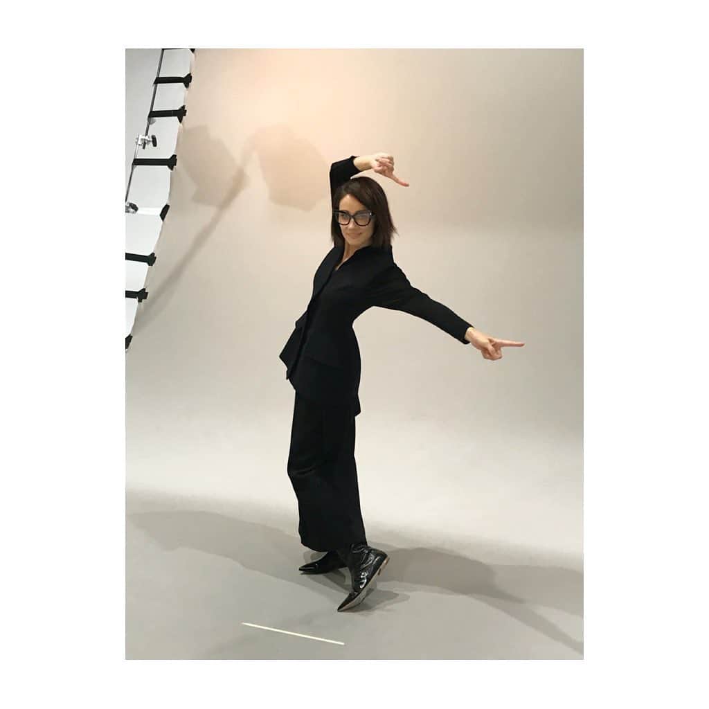 吉田羊さんのインスタグラム写真 - (吉田羊Instagram)「precious 発売中。  The magazine 'precious' has been released!  #オフショット」11月10日 2時39分 - yoshidayoh_official