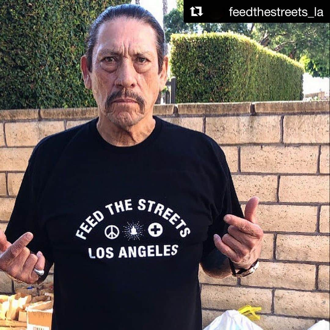 ダニー・トレホさんのインスタグラム写真 - (ダニー・トレホInstagram)「#Repost @feedthestreets_la Every dollar counts. Feed The Streets.」11月10日 3時07分 - officialdannytrejo