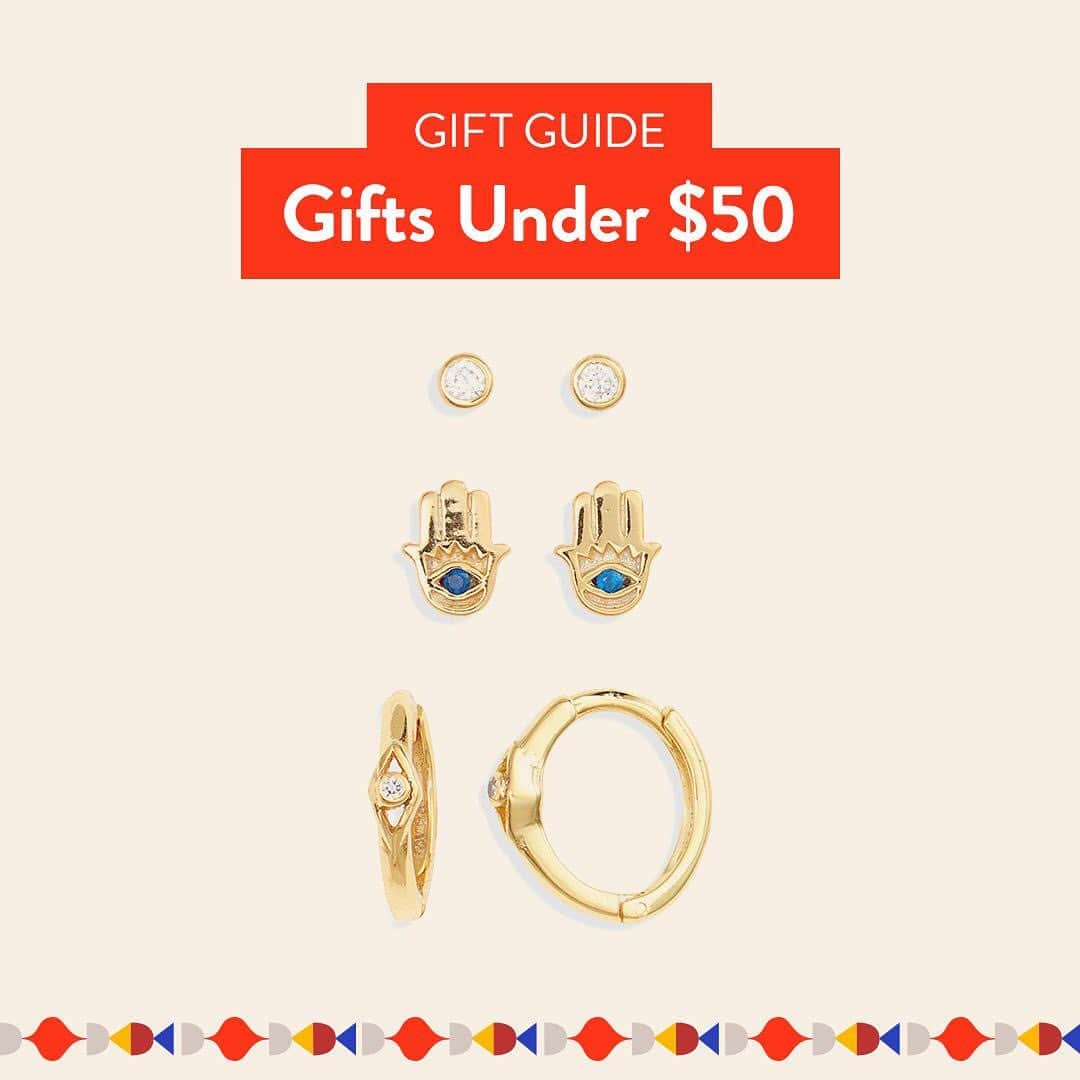 Nordstromさんのインスタグラム写真 - (NordstromInstagram)「The best gifts for everyone on your list—for $50 or less. Let us wrap them for free when you shop in store, or when you buy online and pick up at store. Shop more gifts under $50 at the link in bio. #MakeMerry #stayNspired」11月10日 9時43分 - nordstrom