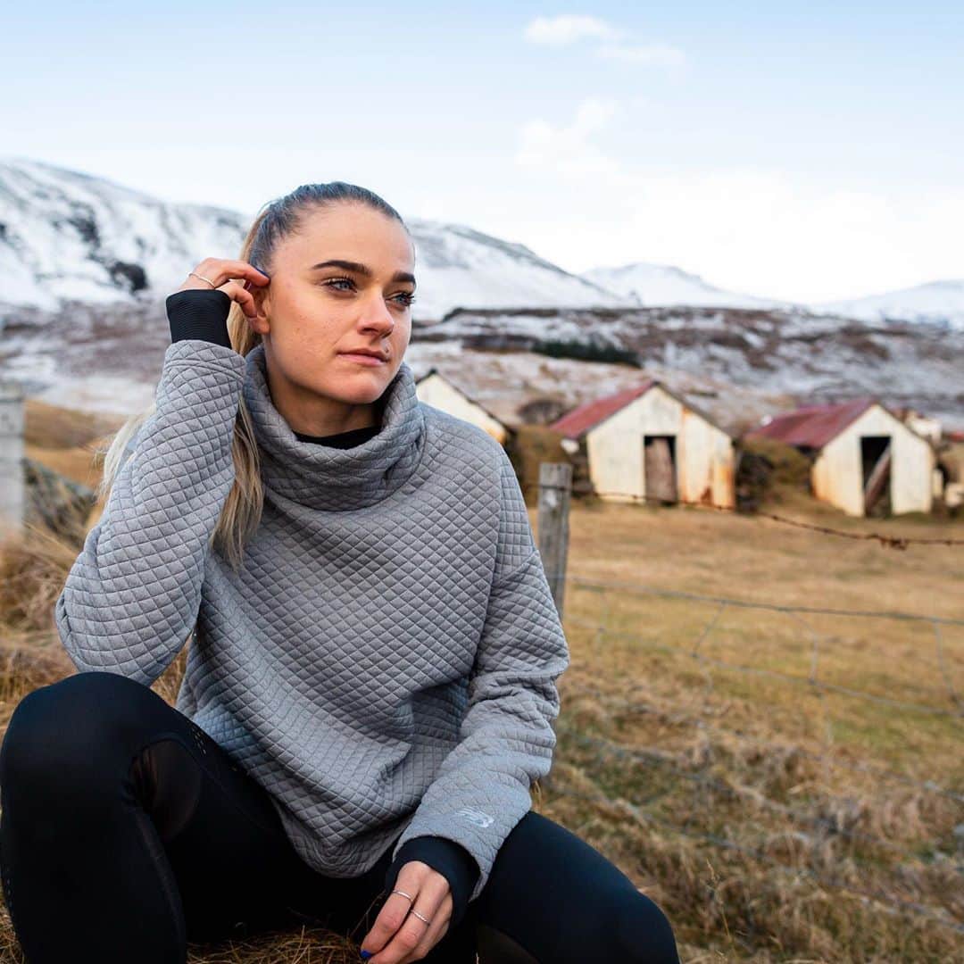 リサンネ・デ・ウィッテのインスタグラム：「This time last year I went to Iceland and I was amazed by its beauty. One of the prettiest countries I’ve seen so far. Absolutely would love to go back one day ❤️」