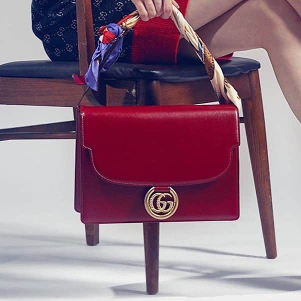 GILTのインスタグラム：「Sit back, relax, and check off your wish list. #Gucci is here. Tap to shop.」