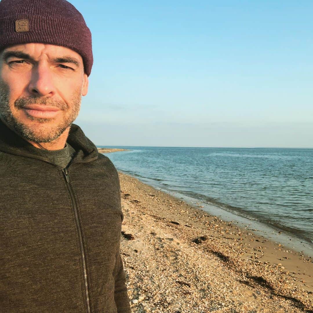 ポール・ブラックソーンのインスタグラム：「Time to clear the air and move on... Congratulations to President Elect Biden & Vice President Elect Harris for a hard fought, well earned and most importantly, FAIRLY fought election victory. Onwards & upwards.」