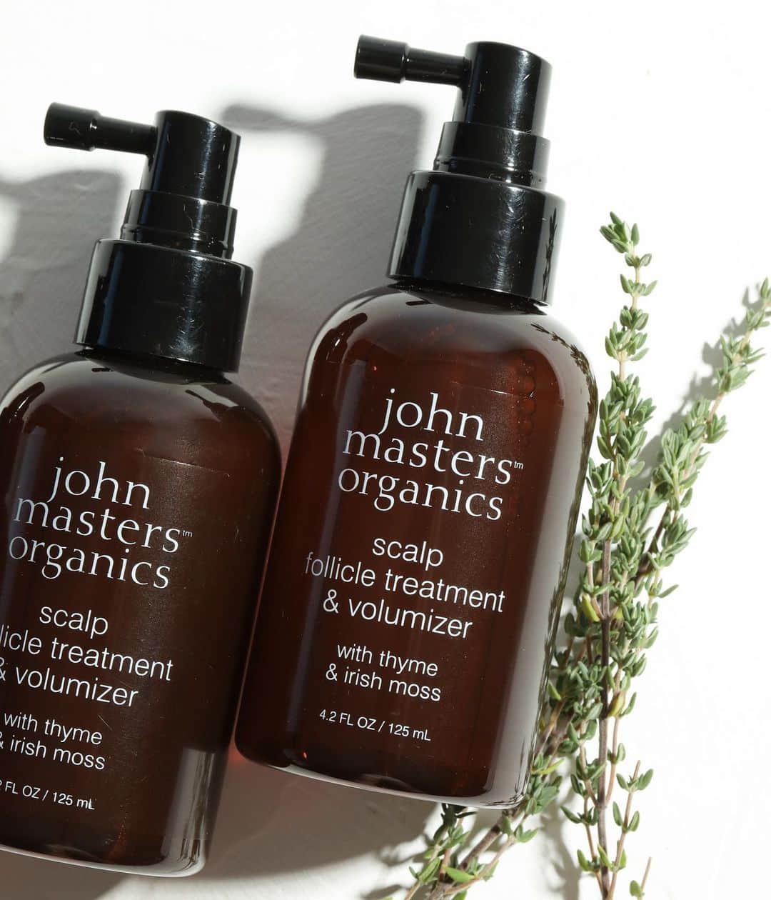 John Masters Organicsのインスタグラム：「"After almost 3 months of use, it is delivering absolutely fabulous results. I have about half as much hair in the drain after I wash my hour now. And I have been struggling with overall shedding and hair loss since my early 30s! Definitely recommend." - Kimberly S.」