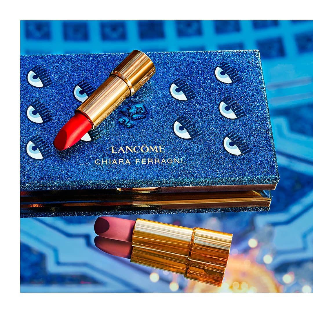 Lancôme Officialさんのインスタグラム写真 - (Lancôme OfficialInstagram)「Chiara @chiaraferragni’s all-in-one Fashion Flirty Palette features 8 limitless new eye shadows, 2 highlighters, a bronzer and a blush. You’ll never get enough of it. Available all over Europe today.  #Lancome #LancomexChiaraFerragni」11月10日 6時31分 - lancomeofficial