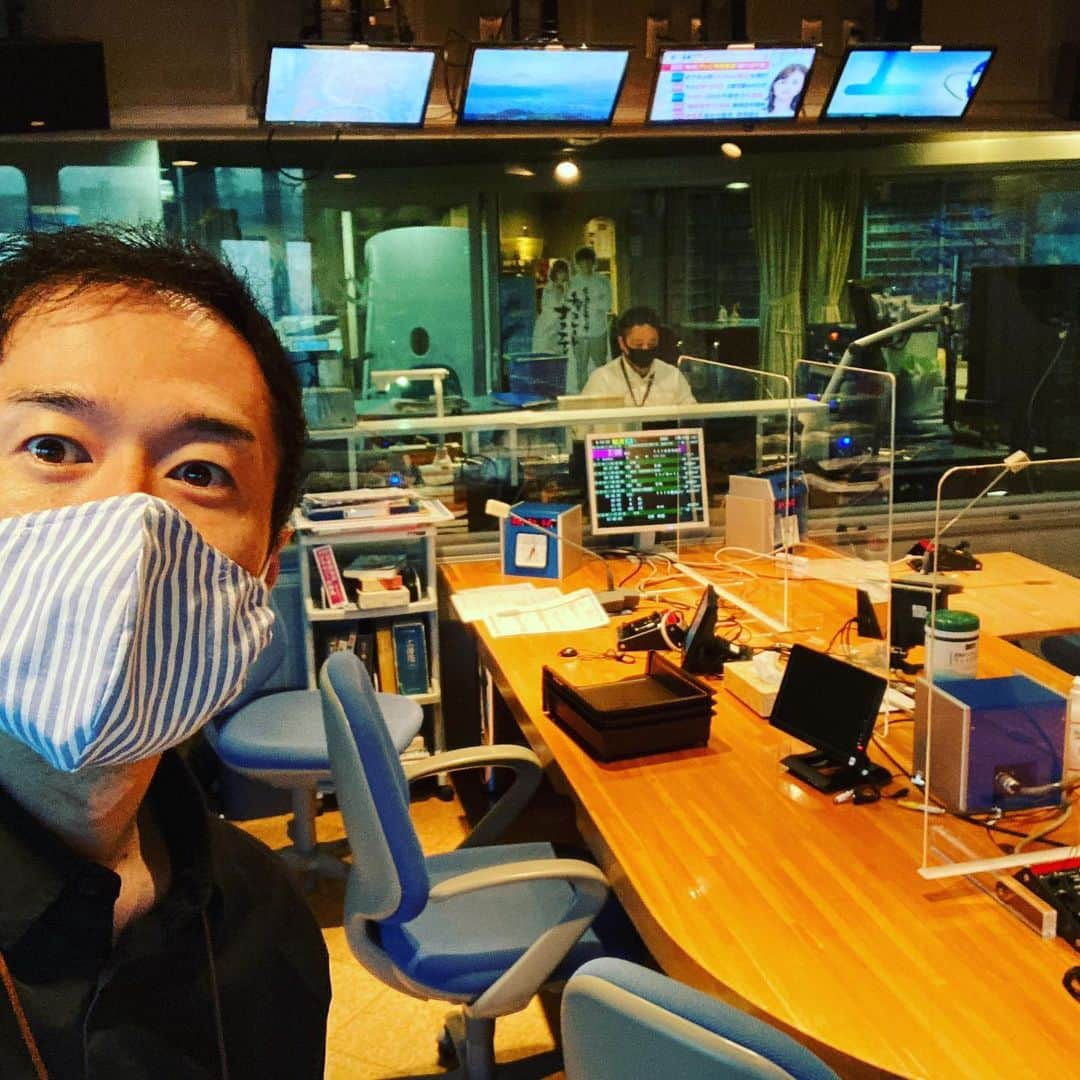 牧野克彦のインスタグラム：「おはようございます！今日も始まりまーす。　#いっぽ　#SBSラジオ」