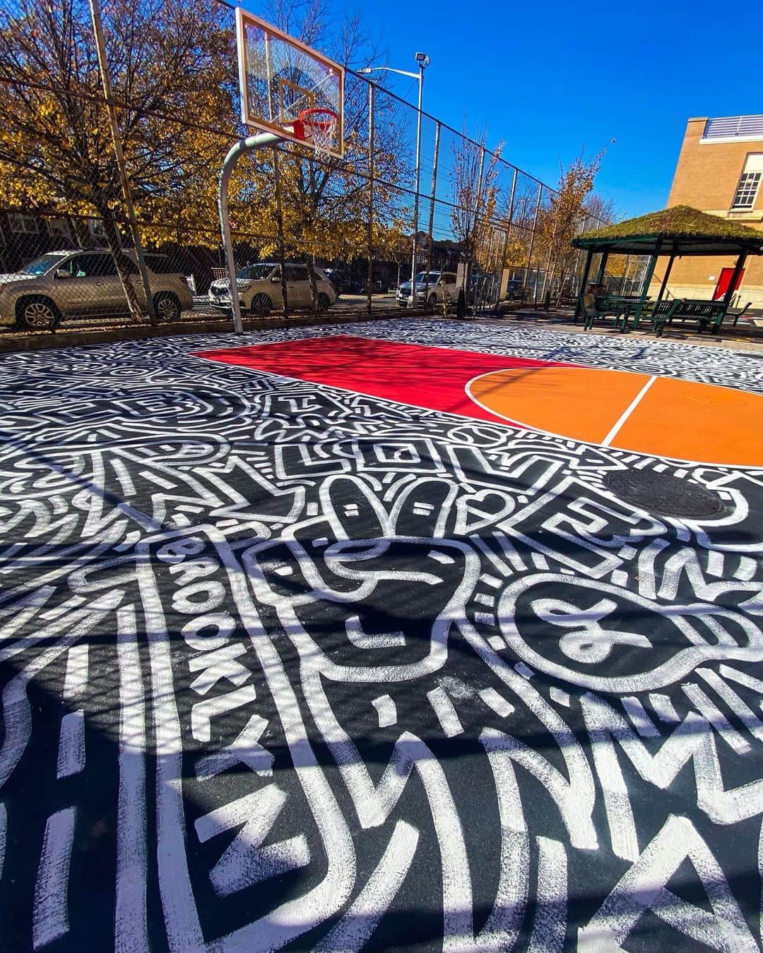 Brooklyn Netsさんのインスタグラム写真 - (Brooklyn NetsInstagram)「Court 22 for No. 7 ✅ The P.S. 115K Community Playground Basketball Court reopened today 🙌」11月10日 7時11分 - brooklynnets