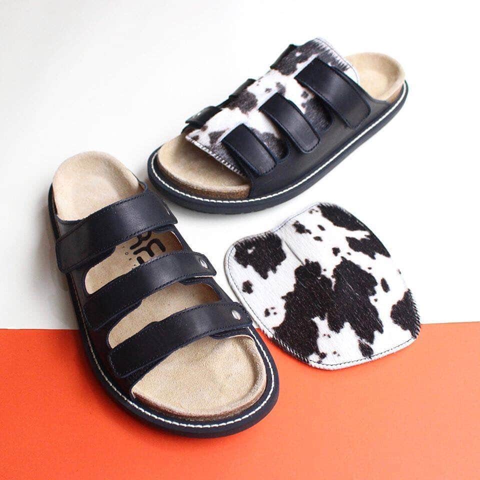 のインスタグラム：「【RFW PICK UP】  PUFFIN 3 -Black2-  ¥24,000＋TAX MADE IN JAPAN  秋冬にもおすすめな3ストラップサンダル 3本のストラップで細かなサイズ調整が可能です。 ゆったりとした木型を使用しており、 履き心地も良く、足が疲れにくいのも◎ 別売のHOODを合わせると印象がガラッと変化します。 お手軽にカスタムができ、年間を通してご着用可能！  www.rfwtokyo.com @rfwtokyo   #rfw #rfwtokyo #rhythmfootwear #sneaker #sneakers #kicks #instashoes #instakicks #sneakerhead #sneakerheads #nicekicks #sneakerfreak #kickstagram #2020aw #autum #winter #renewal #tokyo #rpm #rhythmprimarymarket #japan #puffin #leather #sandal #leathersandal #new #newmodel #newcolor #black」