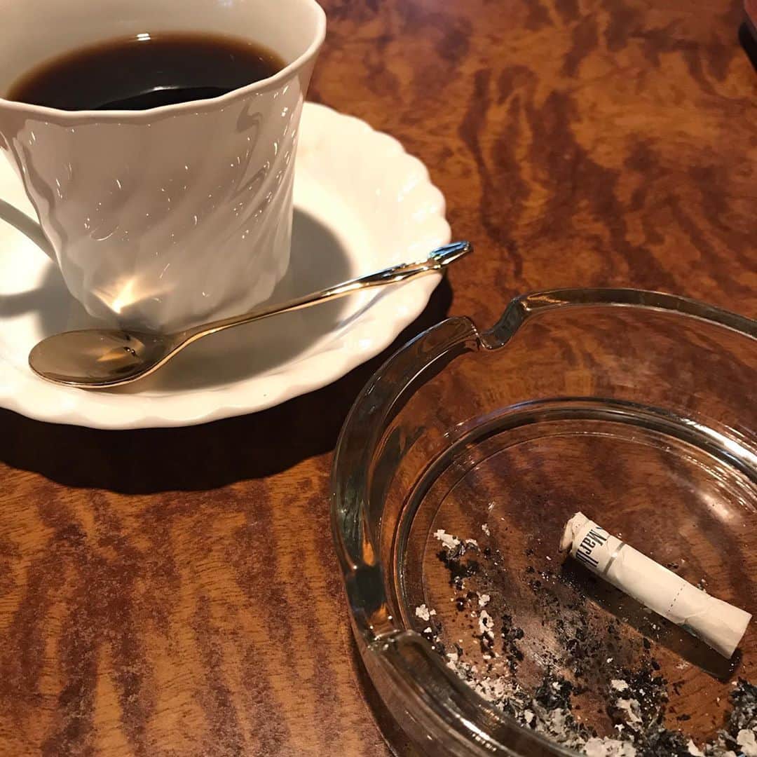 西野恭之介さんのインスタグラム写真 - (西野恭之介Instagram)「聞いてねぇ。  #コーヒー・ポット」11月10日 17時38分 - choplin_nishino