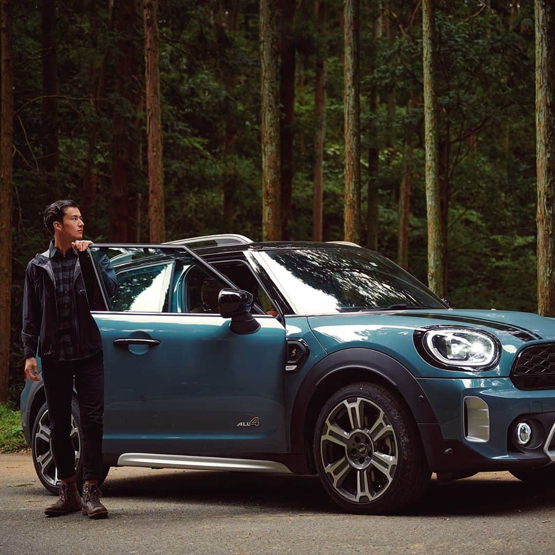 MINI Japanさんのインスタグラム写真 - (MINI JapanInstagram)「The New MINI Crossover に乗り込み、目の前に広がる道を意のままに駆け抜ける。⁣ 子供の頃に抱いたあの冒険心を、掻き立てながら。⁣ ⁣ #MINIJapan #この日常にひらめきを#TheNewMINICrossover #AddInspiration #MINI旅 #ALL4 #MINIのある生活 #絶景スポット #グランピング #グランピングキャンプ」11月10日 17時43分 - mini_japan