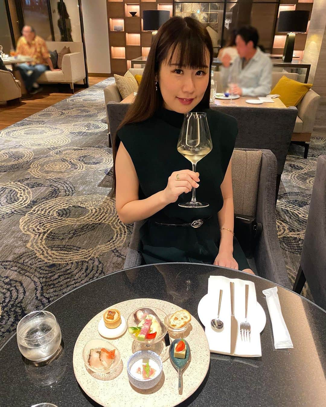 一木みおさんのインスタグラム写真 - (一木みおInstagram)「幸せな記憶を遡る🍴🥰﻿ ふふふ〜✨ 今日はリハーサル。 明日からのお仕事も楽しみ〜😊 ﻿ #インターコンチネンタル横浜pier8 #intercontinental #nightcap #ナイトキャップ #クラブラウンジ #みなとみらい #photo #likeforlikes  #photooftheday #instagood #igers #좋아요 #写真好きな人と繋がりたい #여행 #drink #followｍe #follow #instalike #photooftheday ﻿ #dessert #eat #yummy #food #clubintercontinental  #happy #グルメスタグラム #instafood #foodstagram #lounge #clublounge」11月10日 17時48分 - mioichiki30