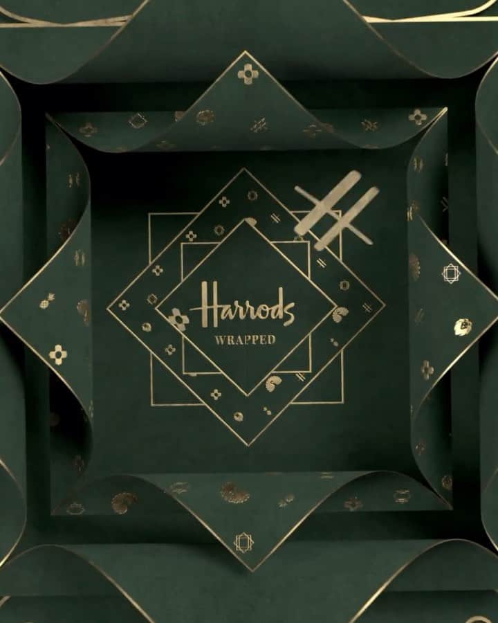 Harrodsのインスタグラム：「As sure as night follows day, Harrods will always be the home of Christmas. This year, we’re thinking inside the box – with unique gifts and experiences to treat your loved ones. Consider Christmas all wrapped up.  Head to our stories to discover more.   #Harrods #HarrodsChristmas   Our stores are closed temporarily, in line with government guidelines. You can continue to access in-store departments from home with our remote personal shopping service, Virtual Concierge, as well as shop online at harrods.com.」