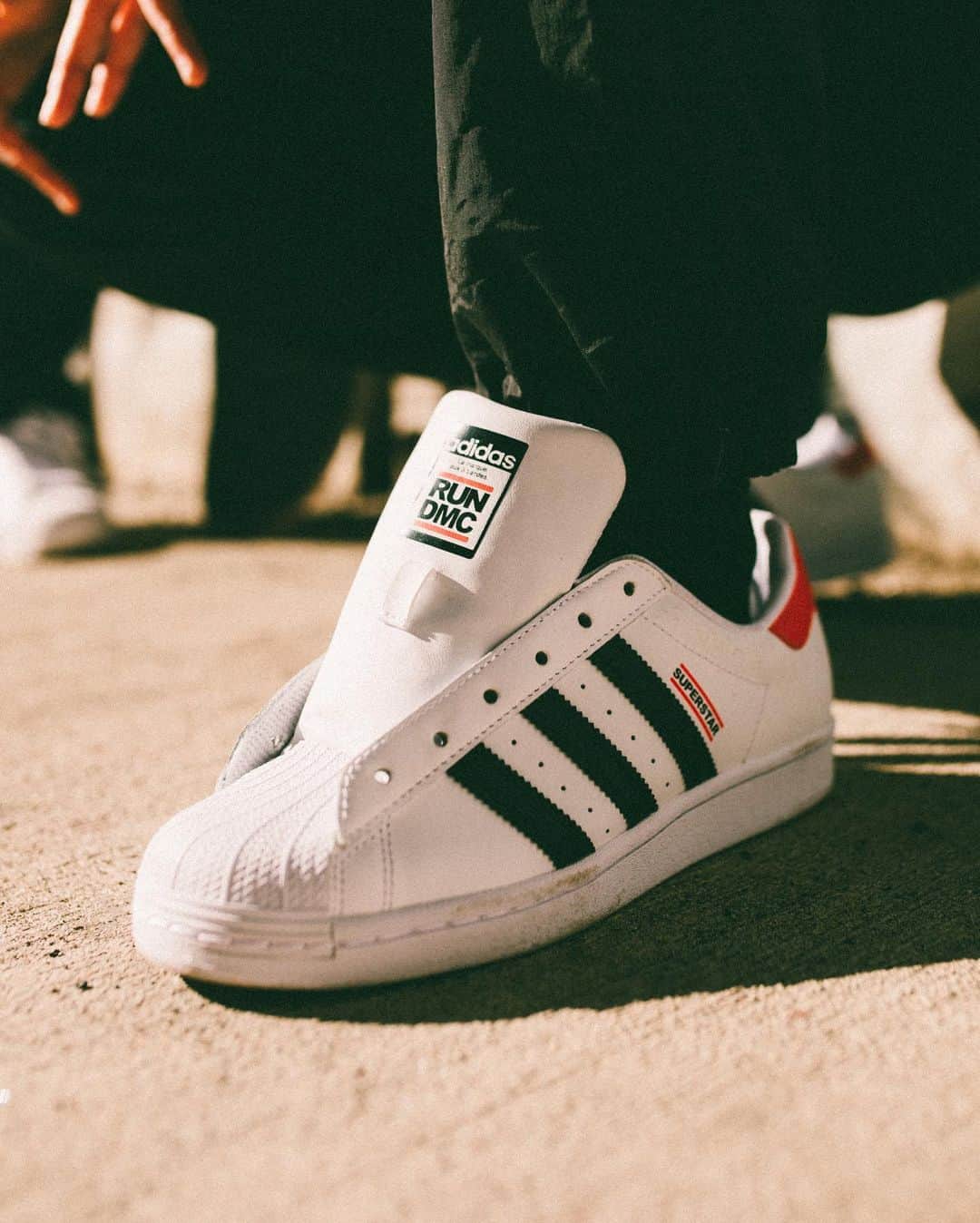 HYPEBEASTさんのインスタグラム写真 - (HYPEBEASTInstagram)「@hypebeastkicks: @rundmc and @adidasoriginals are celebrating their shared history and the Superstar’s 50th anniversary with a special set of sneakers plus retro-inspired apparel. The footwear includes white/black and black/white makeups, both of which feature Run-DMC branding on the midfoot, tongue and sockliner, and comes unlaced and accompanied by a set of fat laces for classic ’80s hip-hop style. Find out more of the collection and the accompanying apparel via the link in our bio. It’s all set to release via the @adidas CONFIRMED app on November 14.⁠⠀ Photo: adidas」11月10日 18時02分 - hypebeast