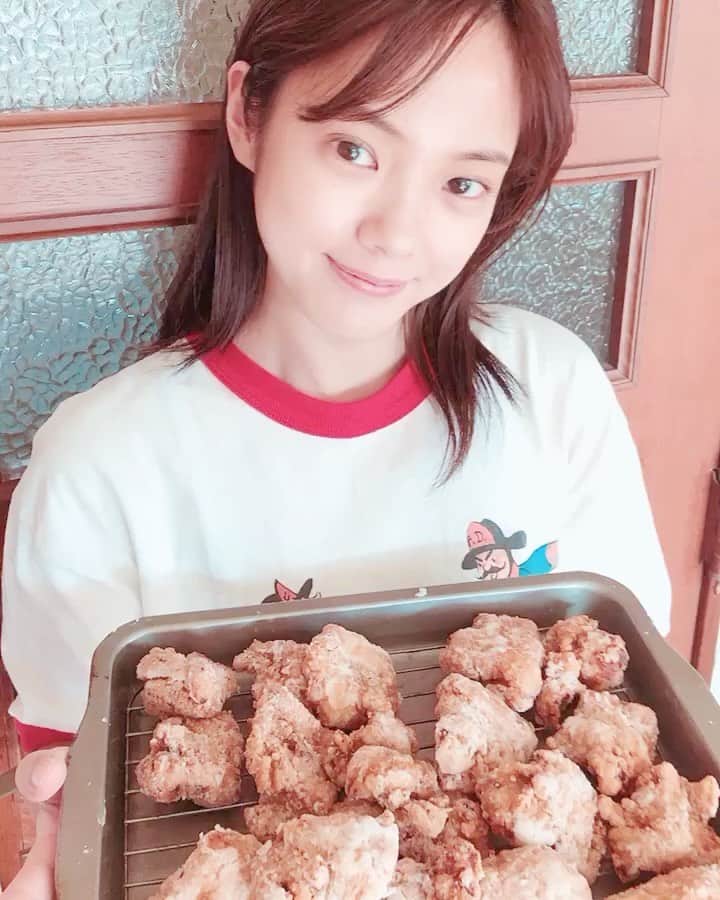 中山来未のインスタグラム：「唐揚げショット他にもあった  撮影＊弟」