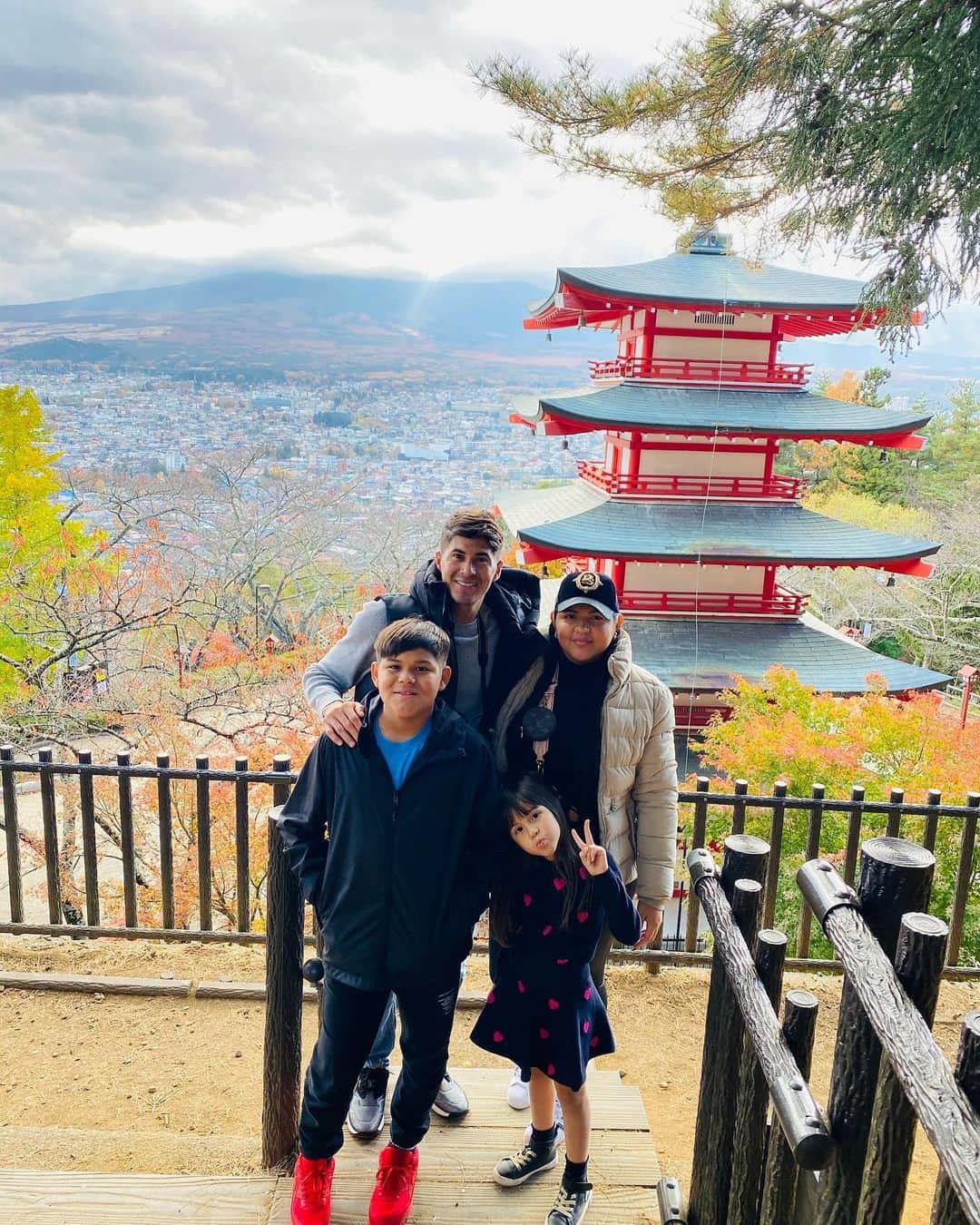 のインスタグラム：「❤️」