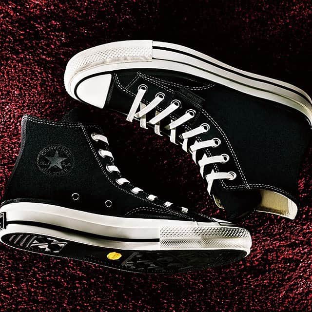 のインスタグラム：「【 CONVERSE ADDICT 2020AW Collection Delivery 2nd 】﻿ ﻿ 11月10日(火)12時より店頭＆オフィシャルサイトにて発売開始！ ﻿ ﻿ Delivery item﻿ CONVERSE ADDICT × N.HOLLYWOOD﻿ CHUCK TAYLOR NH HI ( BLACK ) ￥27,500 -﻿ ﻿ 新型コロナウイルス (COVID-19)の感染拡大に伴い、お客様の健康と安全を最優先に考慮し、今回の入荷アイテムに関しましては、通信販売でのお渡しが可能となりました。﻿ ﻿ 通信販売をご希望のお客様は、11月10日(火)12時よりご購入可能となりますので、当社オフィシャルサイトへのアクセスをお願いいたします。﻿ ﻿ ※事前予約は承っておりませんので、お問い合わせ頂きましてもお断りさせて頂きます。 ﻿ ※ご注文、お問い合わせは順次対応させていただきます。﻿ 　﻿ ご返信や発送までお時間をいただく場合もございます。﻿ 人気商品の為、時間差で完売になる場合もございますので予めご了承ください。﻿ ﻿ ﻿ 【 取り扱い店舗 】﻿ @cornersark﻿ ﻿ ﻿ ■商品や通信販売に関しまして、ご不明な点がございましたらお気軽にお問い合わせください。﻿ -----------------------------------﻿ ﻿ 【お問い合わせ】﻿ CORNER’S ARK﻿ 028-633-0276﻿ https://www.arknets.co.jp/c/cA05/﻿ ﻿ -------------------------------------﻿ ﻿ #converse #addict #converseaddict #コンバースアディクト #コンバース #アディクト #arknets #cornersark #ファッション #fashion #20aw #2020aw #conversechucktaylor #nhoolywood #conversechucktaylornhhi #CONVERSE_ADDICT  #CHUCKTAYLOR  #NHOOLYWOODCOOMPILE  #チャックテイラー#エヌハリウッド」