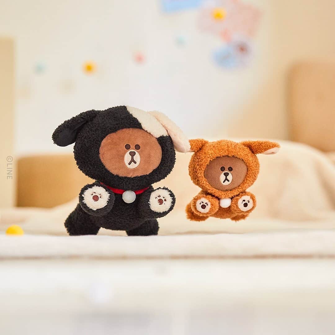 LINE FRIENDSさんのインスタグラム写真 - (LINE FRIENDSInstagram)「Say hello to these pawfect puppies. 🐶  PUPPY BROWN Doll & Pouch.   🐶 Enjoy cuddles with doggo BROWN 🐶 Made of extra-soft fleece 👛 Packs room to carry small items inside 👛 Perfect item for when you're walking your dog   Snuggle up with these furry friends for the chill months ahead. 🐾  ⠀ Coming Soon 👉Link in Bio ⠀  #LINEFRIENDS #PUPPYBROWN #doll #pouch」11月10日 11時01分 - linefriends