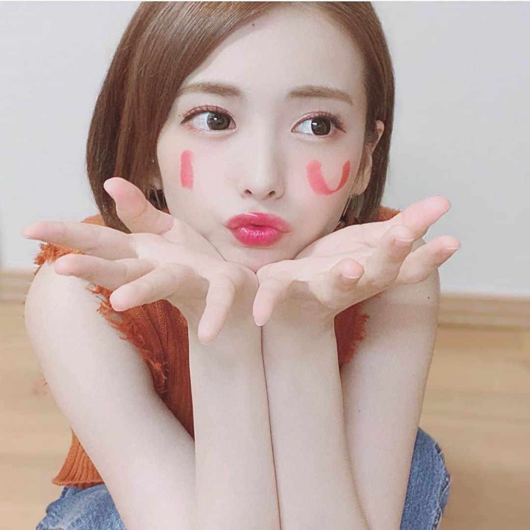 美女JAPANのインスタグラム：「どうも美女JAPANです！✨ ＊ ＊ 今回ご紹介するのはこの方‼️ ＊ ＊ 陽南子さん！@hinako_0525 ＊ ＊ とっても綺麗🙈💕 ショートもお似合い！！💕 ＊ ＊ 陽南子さんのアカウントには他にも素敵な投稿がたくさんあります！✨ ＊ ＊ 皆さんも是非チェックしてみてね🧸 ＊ ＊ 明日の投稿もお楽しみに！！ ＊ ＊  #色気 #可愛い #綺麗 #かわいい #写真集 #モデル #美肌 #笑顔 #スタイル抜群 #可愛い #可愛すぎ #会いたい #天使 #美女 #美人 #美しい #清楚 #スタイル #色白 #スタイル抜群 #美脚 #素敵 #カワイイ #応援」