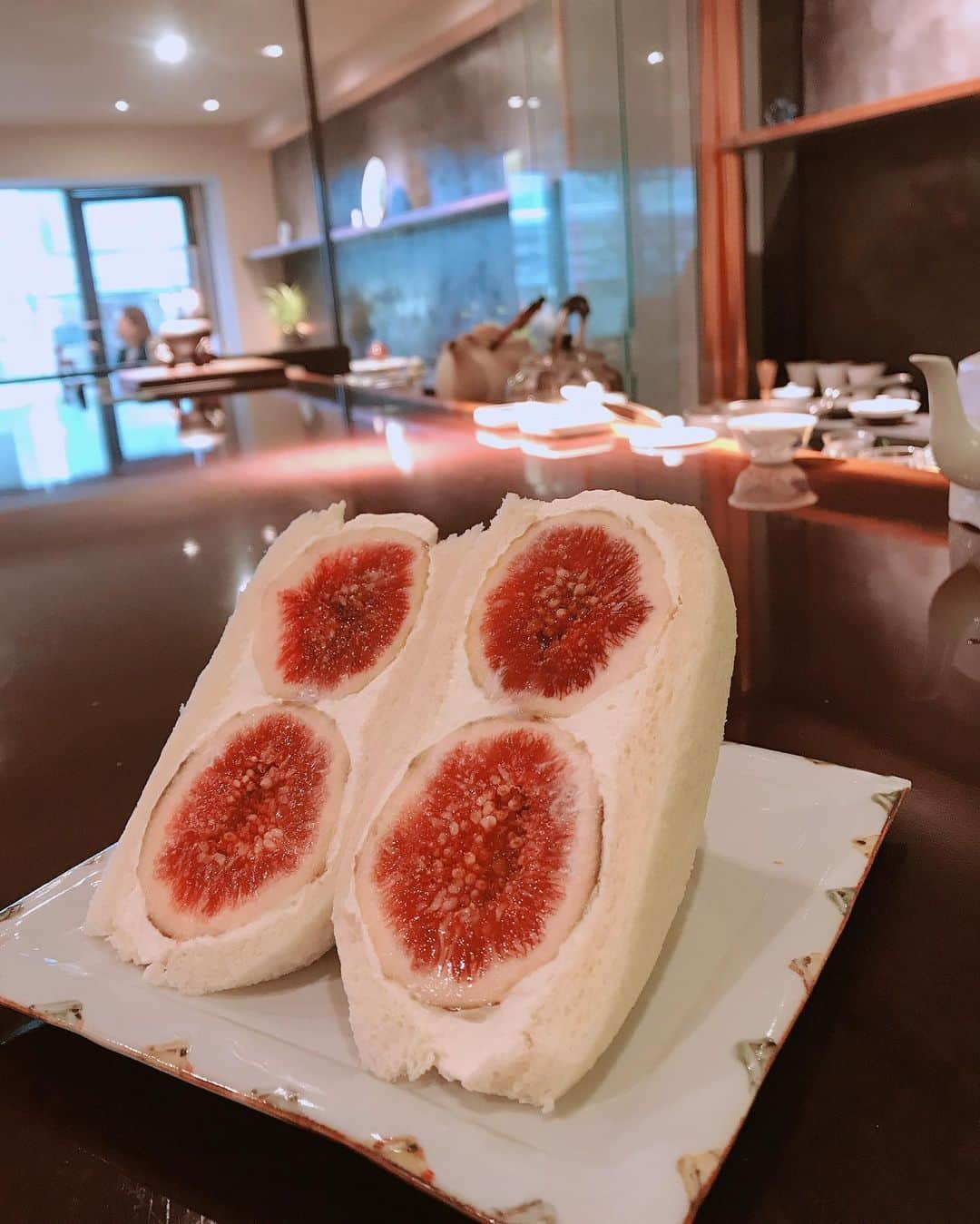 名越涼子のインスタグラム