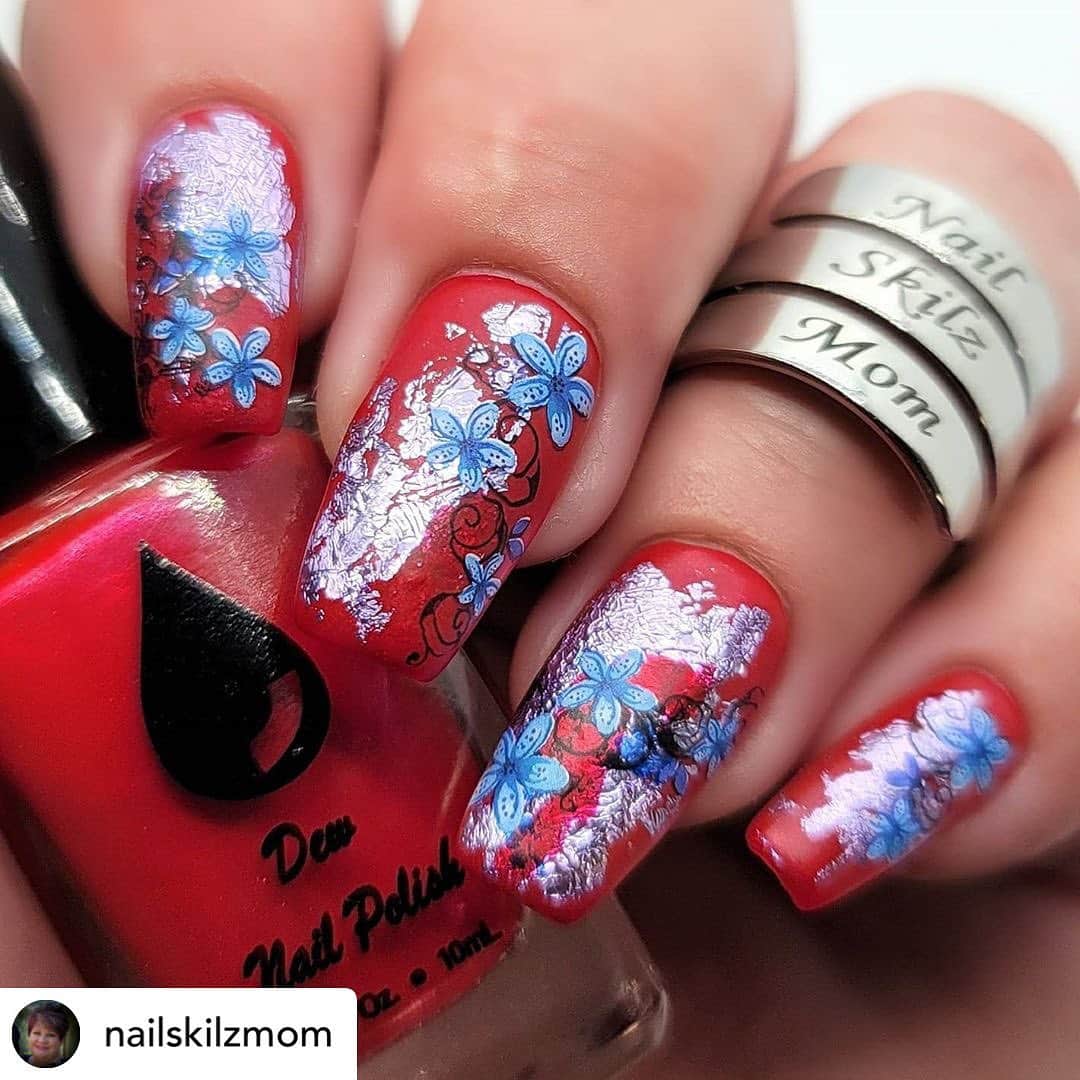 Nail Designsさんのインスタグラム写真 - (Nail DesignsInstagram)「Credit • @nailskilzmom Hey Y'all 👋  Here's a look at a new to me brand and new company @dewnailpolish This one is called Hot Mama~I purchased it and was gifted a cute nail ring pallette and some nail foil. (Swipe to see the look I created) I have it shown in 3 thin coats and it has a lovely pink shift to this hot red.  #nails #nailskilzswatches #nailsofinstagram #nailartist #nailart #dewnailpolish #nailcommunity」11月10日 11時45分 - nailartfeature