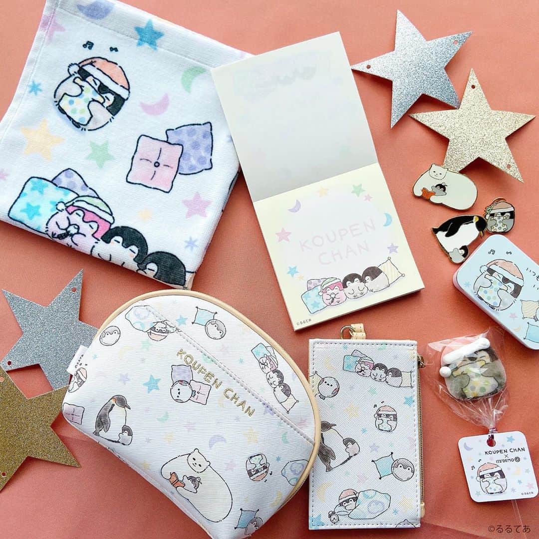 ITS'DEMOさんのインスタグラム写真 - (ITS'DEMOInstagram)「. 11/24(火)発売❣️ あの大人気の #コウペンちゃん が冬仕様になって登場🎄 マフラー姿のコウペンちゃんと仲間たちが可愛い"雪柄"&心がほっこりな“おやすみ柄”が登場します💛 今年のクリスマスはあったか〜いコウペンちゃんと一緒に‼︎ . . . #ITSDEMO #イッツデモ #おうちでいっつでもコウペンちゃん #こうぺんちゃん #るるてあ #RURUTEA #penguin #KOUPENCHAN #邪エナガさん #アデリーさん #大人のペンギンさん #教えてくれるタイプのシロクマさん #正能量企鵝」11月10日 12時03分 - itsdemo_official