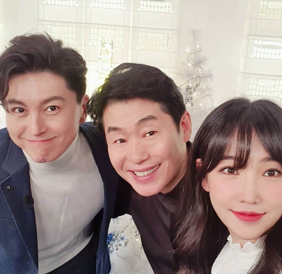 イ・ユリのインスタグラム：「#이유리#이연복셰프님#류수영#허경환」