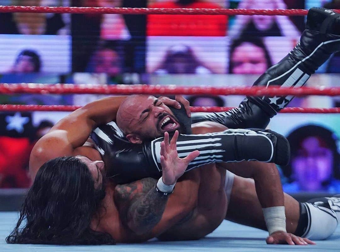 WWEさんのインスタグラム写真 - (WWEInstagram)「@kingricochet fails to get through to @aliwwe with #RETRIBUTION behind him! #WWERaw」11月10日 12時47分 - wwe
