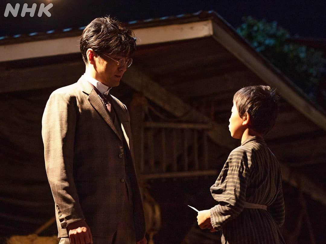 NHK 連続テレビ小説「エール」さんのインスタグラム写真 - (NHK 連続テレビ小説「エール」Instagram)「福島信夫小学校の校歌おひろめ会に参加しました🎼  鉄男は子どもたちに、この小学校で出会った恩師や仲間たちとの縁の大切さを伝えました。  #朝ドラエール #窪田正孝 #中村蒼 #森山直太朗 #尾関伸次 #石田星空 #込江大牙 #山口太幹 #おかやまはじめ #竹内一加」11月10日 13時01分 - nhk_yell