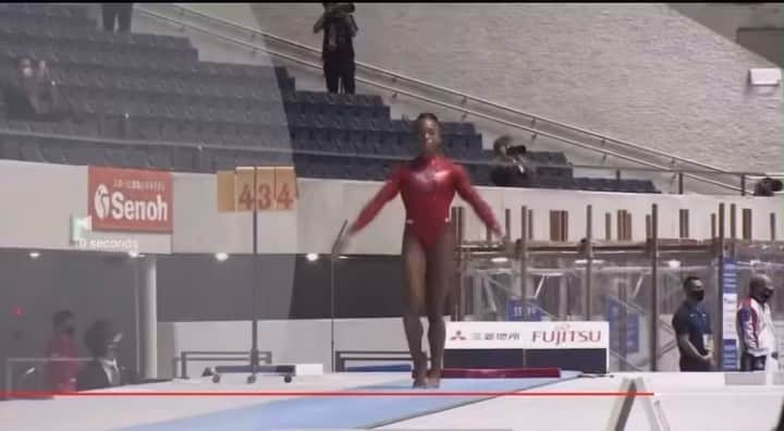 のインスタグラム：「Clean vault from Shilese Jones in Tokyo 🇯🇵 - @shicanfly  - Featured Competition: 2020 Friendship & Solidarity  - #gymnastics #gymnasticsvideos #gymnasticshighlights #artisticgymnastics #floor  #vault #parallelbars #pbars #horizontalbar #highbar #balancebeam #unevenbars #tumble #stick #flip #trampoline #handstand #strength #flexibility #balance #fitness #usagymnastics #muscle #mag #trampoline #gymnast #gymvids #athlete #gimnasia」