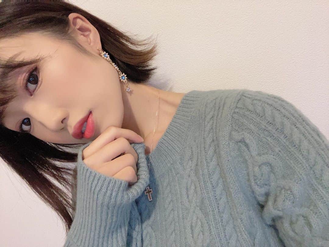 のインスタグラム：「このピアスハンドメイドなんだって♡♡ . すごく好みな雰囲気で可愛い💕💕 . . . . . #ピアス #イヤリング #アクセサリー #accessory #バタフライアクセサリー #love #follow #followmeJP #followme #Japanesegirl #japan #instagood #instadiary #instalike #instamood #instalove #instafollow #instapic #instaphoto #tokyo #东京 #粉我 #偶像 #赞」