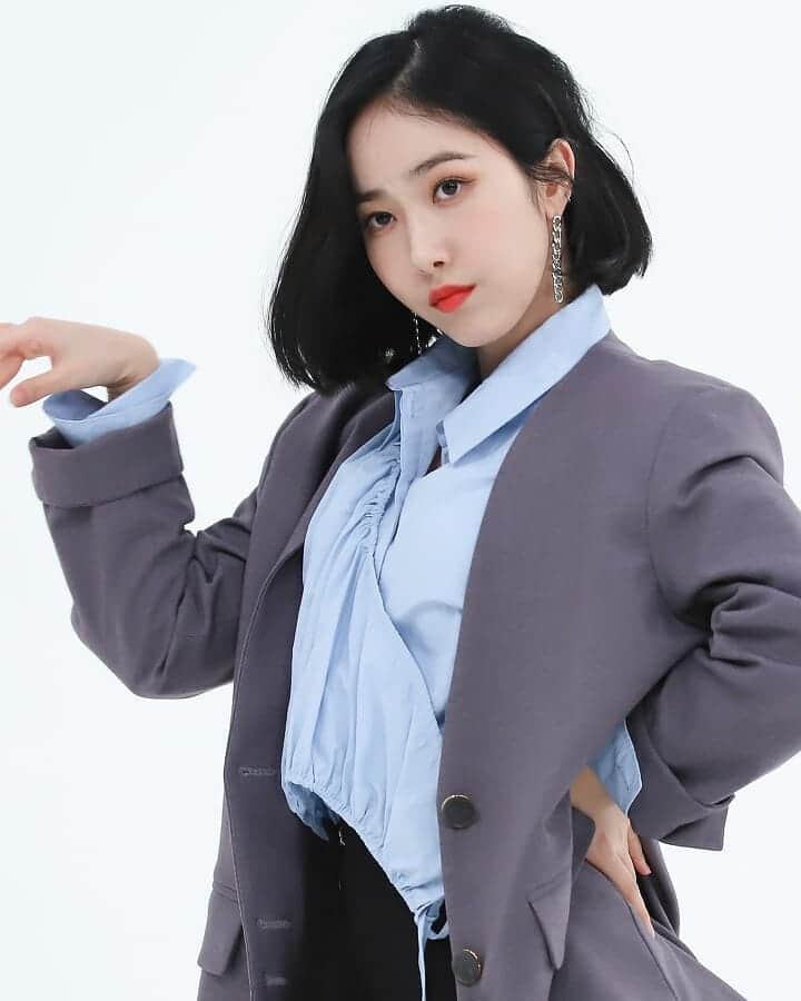 シンビさんのインスタグラム写真 - (シンビInstagram)「201110 • #신비 #Sinb for MBCEvery1 "Weekly Idol" update」11月10日 15時10分 - sinb_gfriend