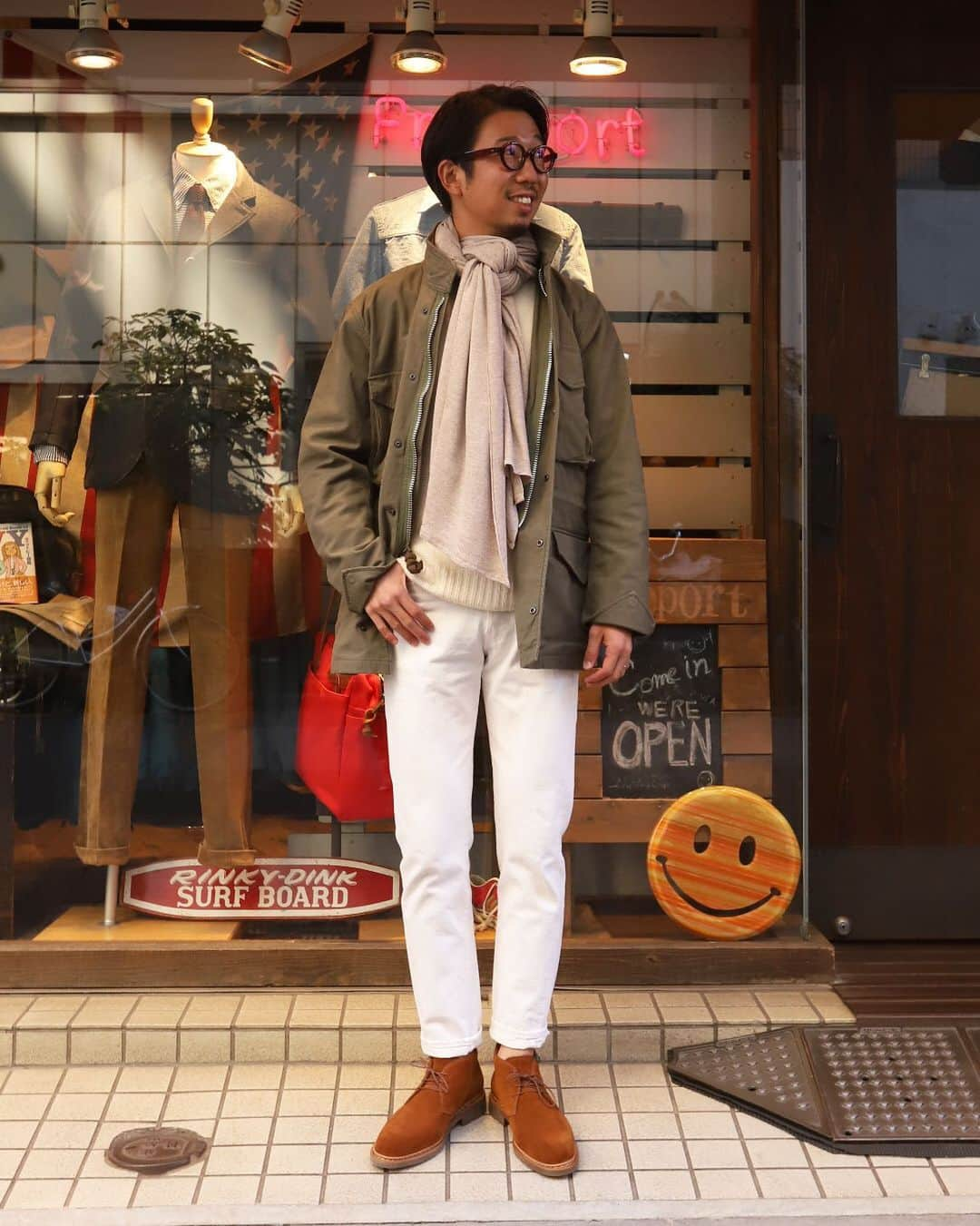 Freeport-ueno/上野さんのインスタグラム写真 - (Freeport-ueno/上野Instagram)「本日のSTYLE  WORKERSの11月入荷分が到着。 期待していたM-65が非常にナイスですね〜  #jacke#whitedenimt#workersjapan #sweater#jamescharlotte #scarf#johnsmedley #shoes#paraboot #ivystyle#trad#surf #Freeportueno#tokyo#上野セレクトショップ」11月10日 16時00分 - freeportueno