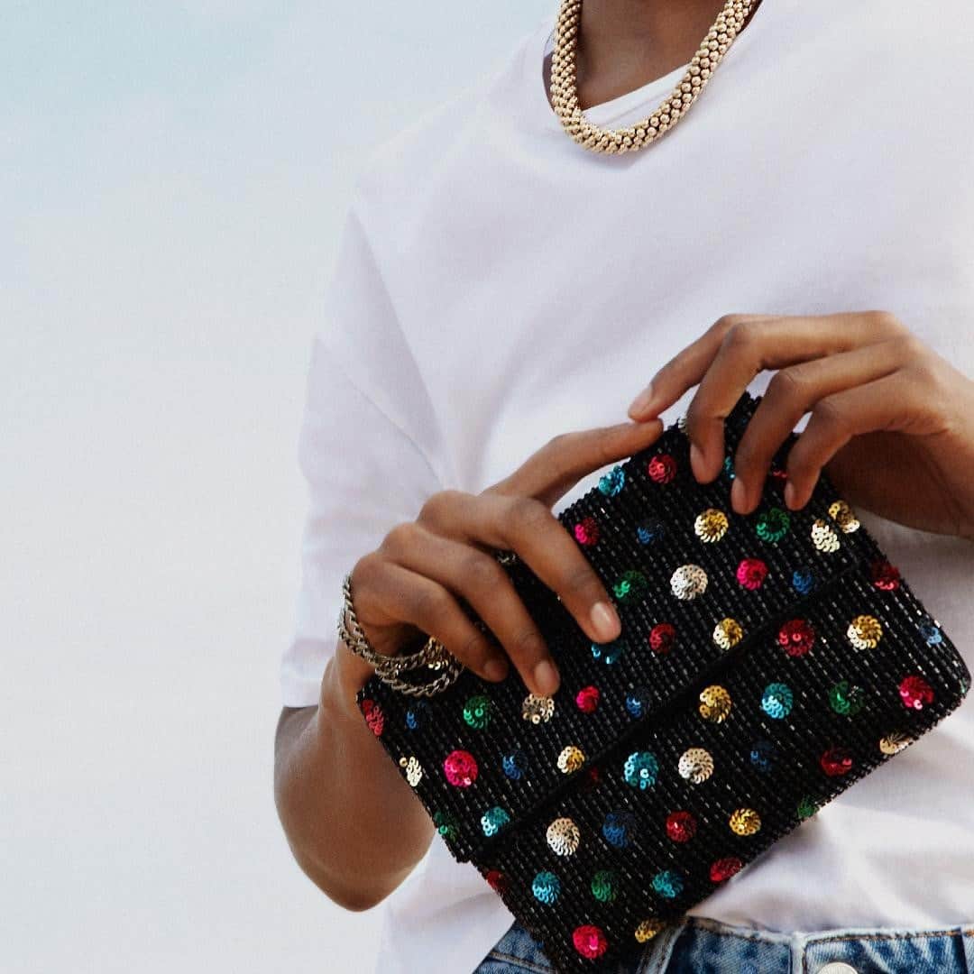 アクセサライズのインスタグラム：「Repeat after me - there's no such thing as too many bags.  Tap the link in our bio to shop #Accessorize」