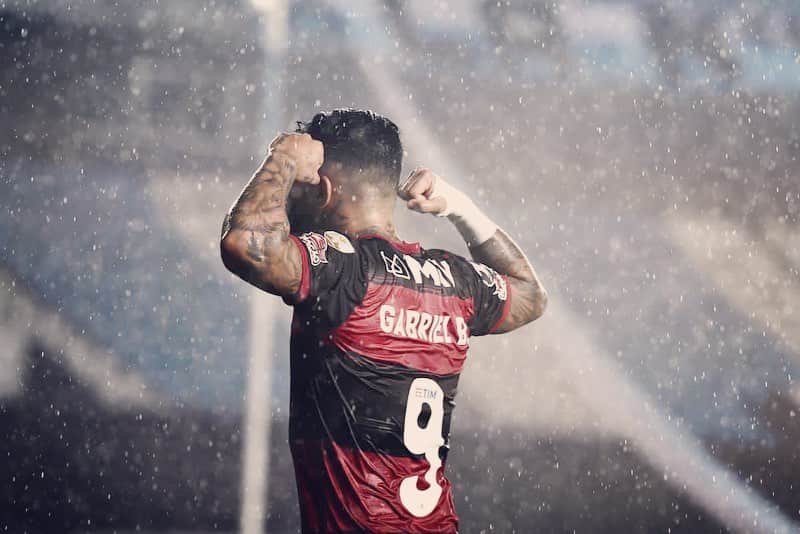 のインスタグラム：「Noite típica de Libertadores, porém um bom resultado para o próximo jogo! Agora é no nosso Maraca, VAMOS! Pela COPA 👑」