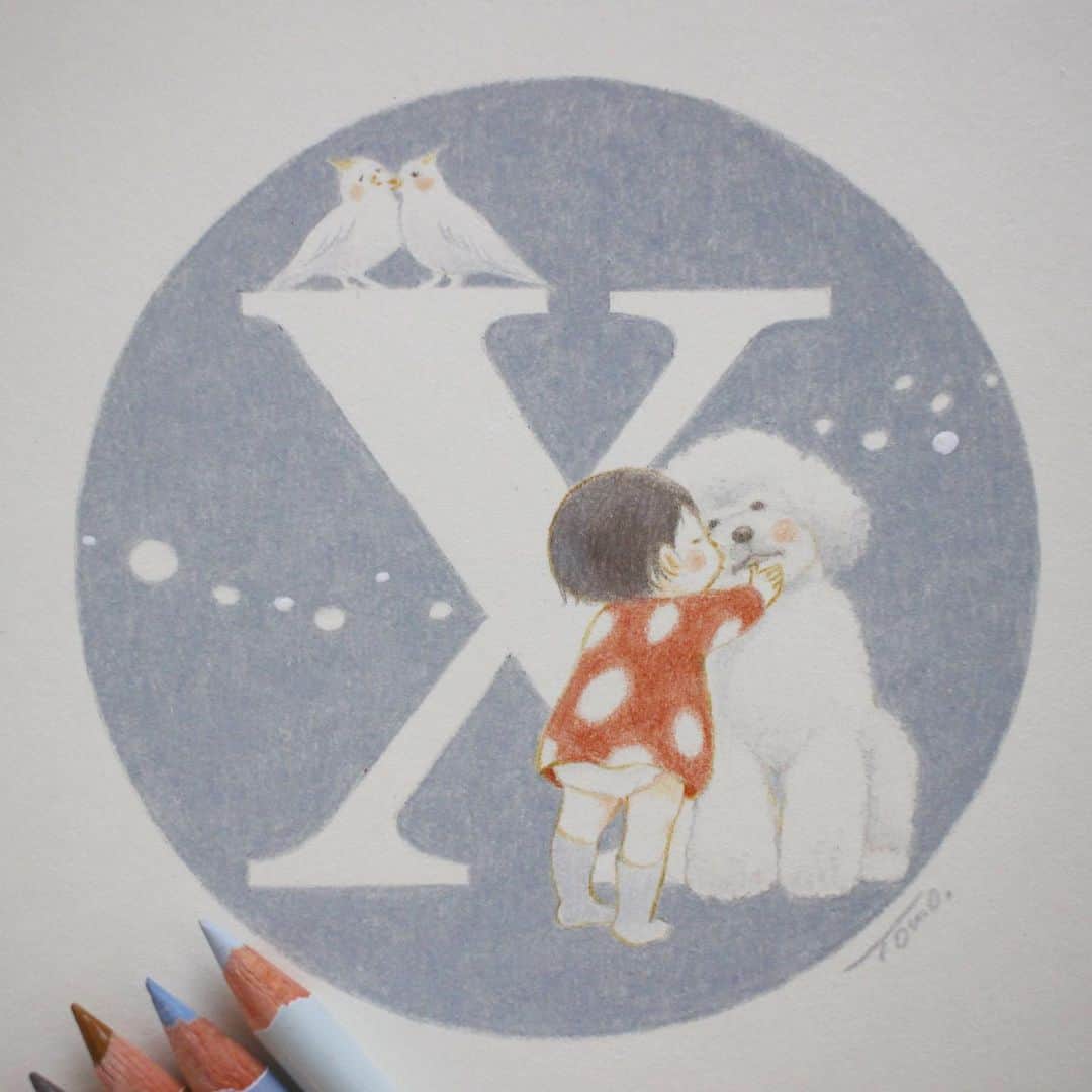 Tomoko Shintaniのインスタグラム：「Letters “X” 😘 . むっちゅーxoxo . #letters #kiss #xoxo #poodle #karismacolourpencils #holbeinartistscoloredpencil   —— ★展示会のお知らせ★ . 予定通り今週土曜日から中目黒で個展を開催致します。 . ギャラリー内では感染対策を行なっております。マスクを外したり大声で話す環境にはありませんので、お散歩がてら、行き帰りがてらすすすっと寄って頂けると幸いです。 . 各自のご判断で無理のない範囲でお越しください😊 . “Letters” tokomo by Tomoko Shintani Drawing Exhibition  日時：11月28日（土）〜12月8日（火） 13:00-19:00　※最終日は17:00まで ★水・木曜日は休廊日です⚠️  場所：hygge -arts&crafts gallery http://www.hygge.cc/ 中目黒駅より徒歩6分  ※コロナ感染対策ご協力のお願い😷 ・入場の際はマスクの着用を必ずお願いします ・体調が優れない方のご来場はお控えください ・3密回避のため入場制限をする場合があります ——」