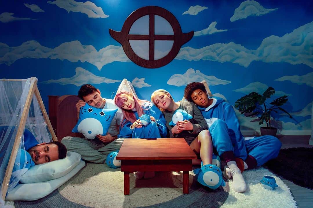 ポーター・ロビンソンのインスタグラム：「announcing the 'dj potaro TAKES OVER YOUR ENTIRE LIFE collection' - available now」
