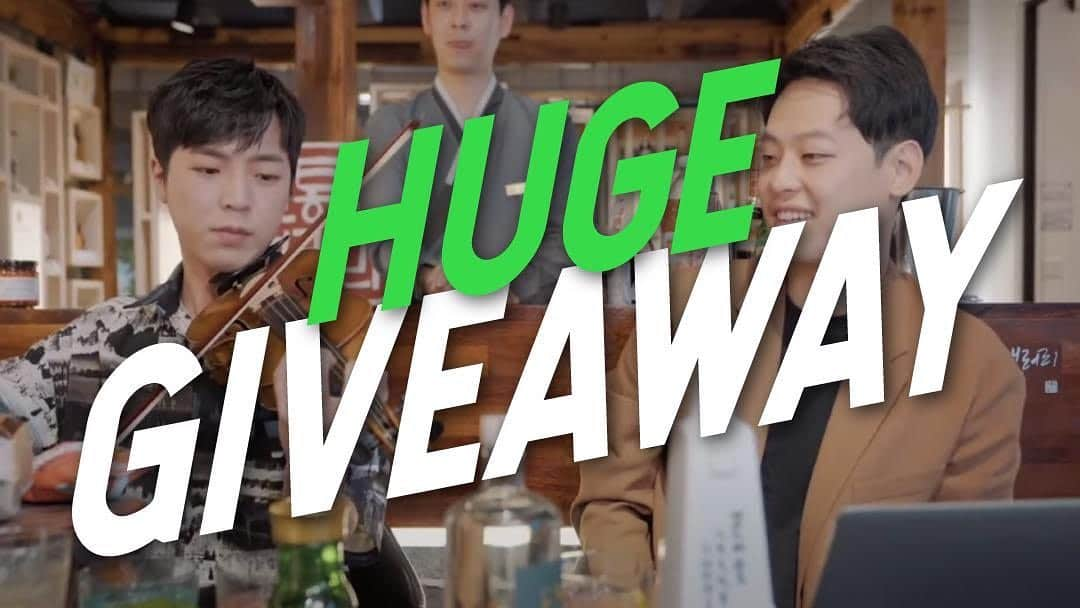 Jun Sung Ahnのインスタグラム：「🚨GIVEAWAY Alert🚨 ✨𝔼𝕟𝕥𝕖𝕣 𝕗𝕠𝕣 𝕒 𝕔𝕙𝕒𝕟𝕔𝕖 𝕥𝕠 𝕨𝕚𝕟 ✨ ❤️🧡💛1 lucky winner will win a $100 amazon gift card   All you have to do is: ✔️Follow @atcenterla & Me ✔️ ❤️ @atcenterla event post & this post ✔️Tag 3 👫👭👬 friends on the @atcenterla event post For an extra entry: repost or share @atcenterla event post in your stories and tag @atcenterla The giveaway ends 11/30/2020 at 11:59 PM PST. Open to the US only. The winner announced on 12/2/2020. This is not sponsored, endorsed, or affiliated with Instagram. All entries must have a US address (US Resident only) Void where restricted or prohibited.」