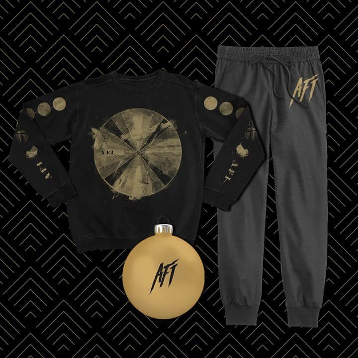 AFIのインスタグラム：「New AFI holiday items are live, with #BlackFriday deals beginning now. Link in bio.」